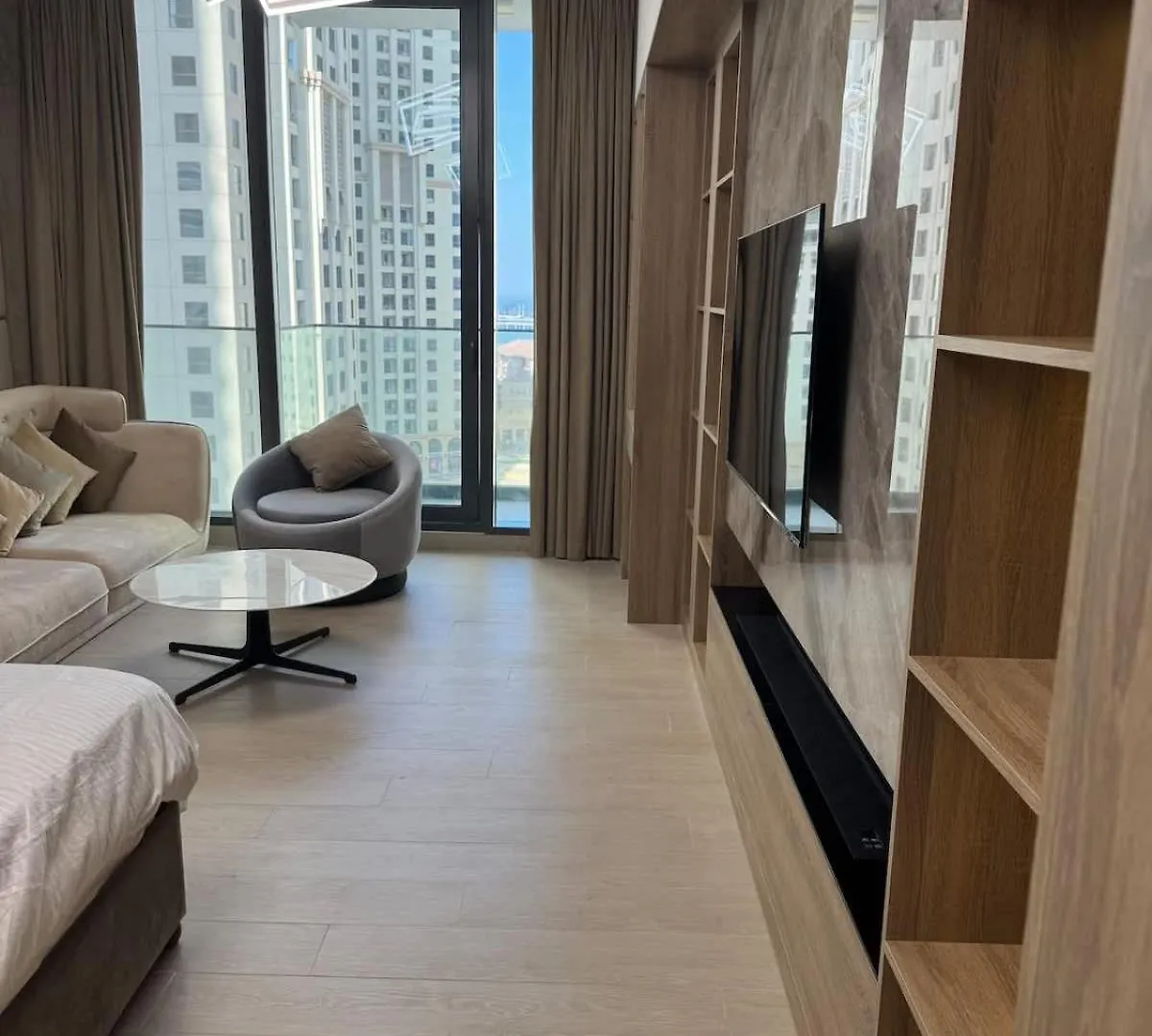 New Luxury Studio At Prestigious Liv Residence Dubai Apartment
